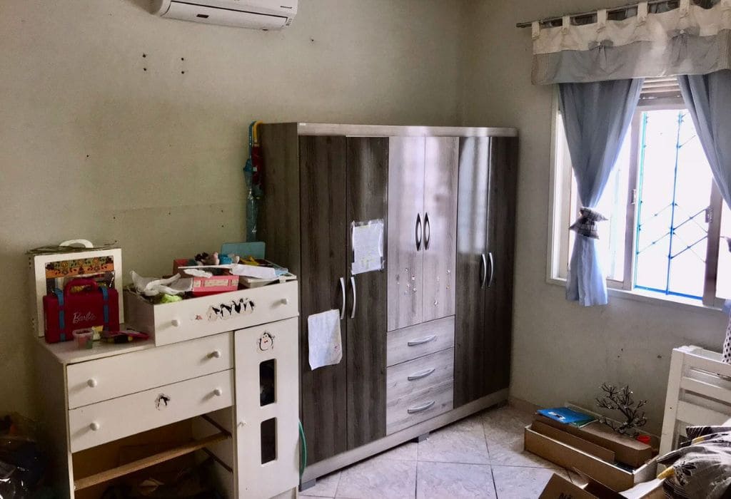 CASA INDEPENDENTE NA TAQUARA COM 2 QUARTOS QUINTAL E GARAGEM