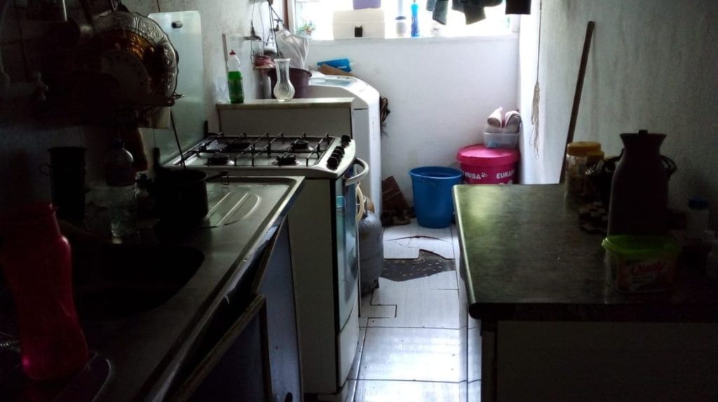 Apartamento Para Venda em Taquara 1 Quarto Condomínio Fechado