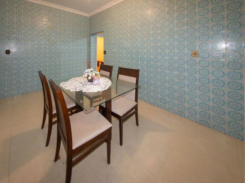 Freguesia Jacarepaguá Casa Linear Com 4 Quartos, Piscina, Quintal e 4 Vagas de Garagem