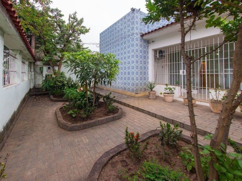 Freguesia Jacarepaguá Casa Linear Com 4 Quartos, Piscina, Quintal e 4 Vagas de Garagem