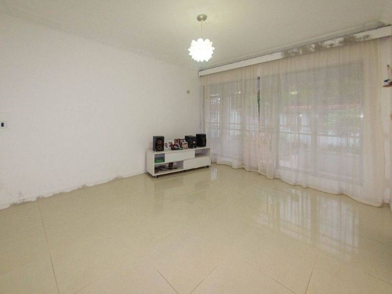 Freguesia Jacarepaguá Casa Linear Com 4 Quartos, Piscina, Quintal e 4 Vagas de Garagem