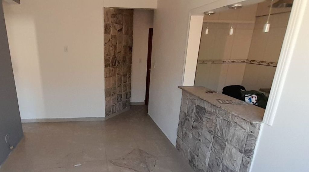 Apartamento Para Venda em Cascadura 54m² 1 Quarto Reformado