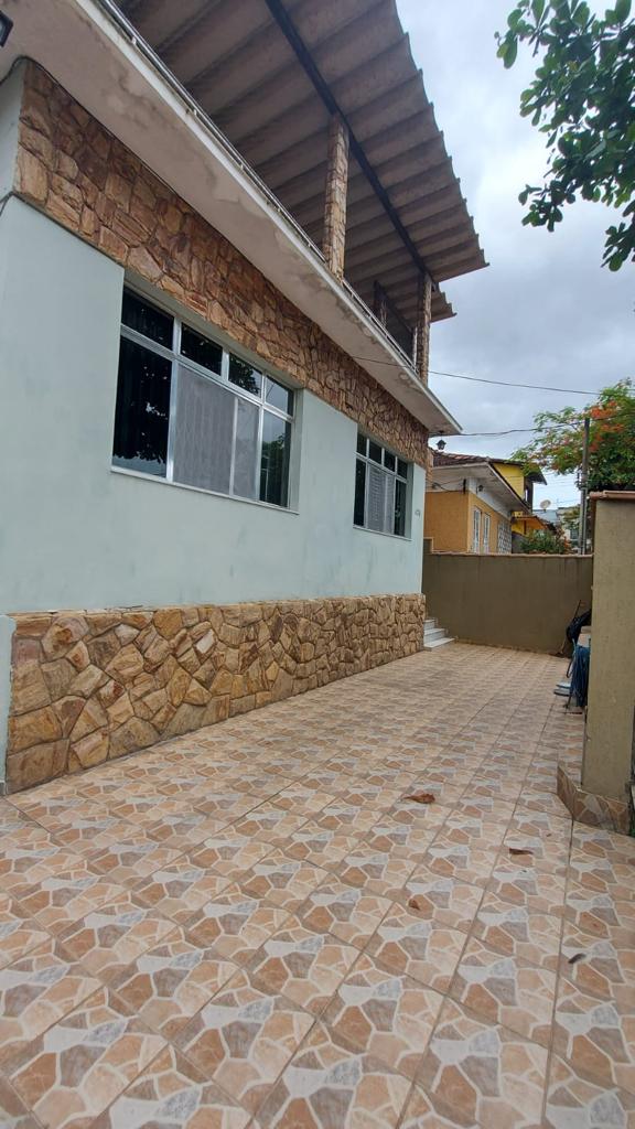 Casa à Venda em Marechal Hermes 6 Quartos 280m² Juntinho ao Comércio