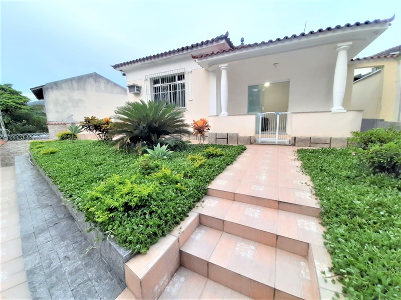 Casa Para Venda Tanque Jacarepagua 3 Quartos 2 Vagas 450m²