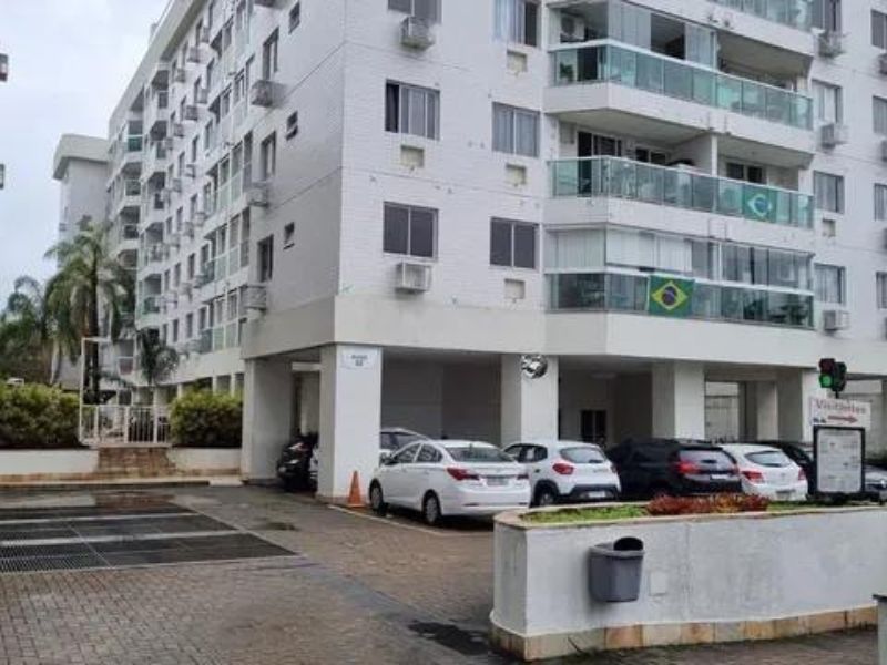 Apartamento a Venda na Taqura 2 Qts 1 Suíte Varanda Prox. Shopping