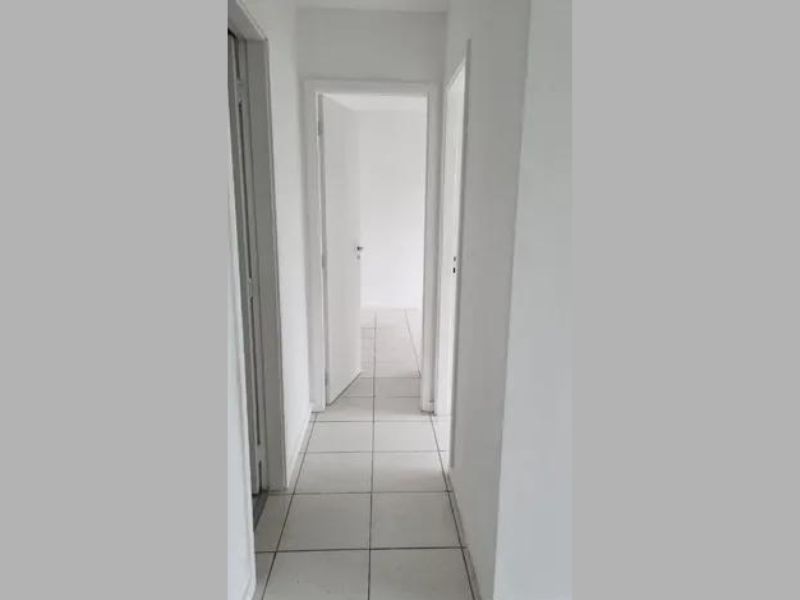 Apartamento a Venda na Taqura 2 Qts 1 Suíte Varanda Prox. Shopping