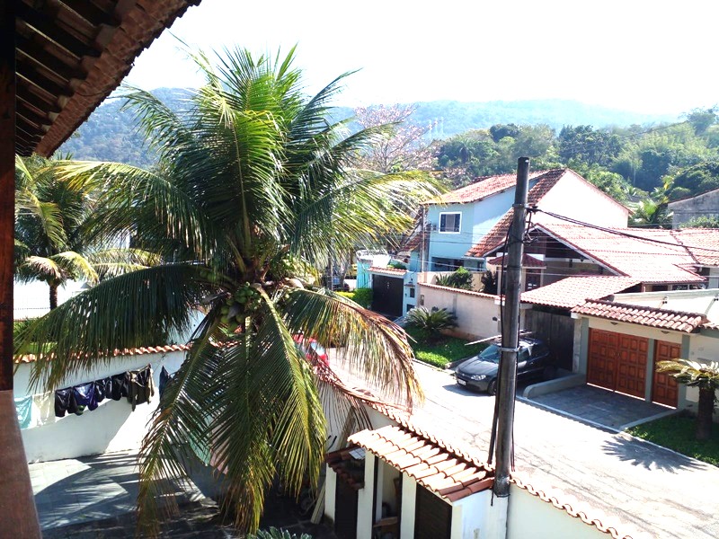 Casa Alto Padrão Para Venda na Taquara 3 Quartos 1 Suíte Condomínio Fechado