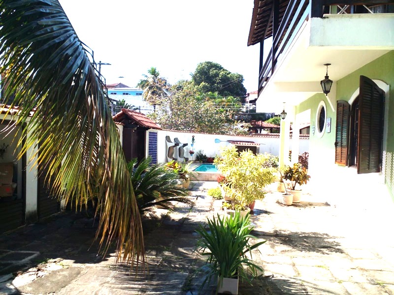 Casa Alto Padrão Para Venda na Taquara 3 Quartos 1 Suíte Condomínio Fechado