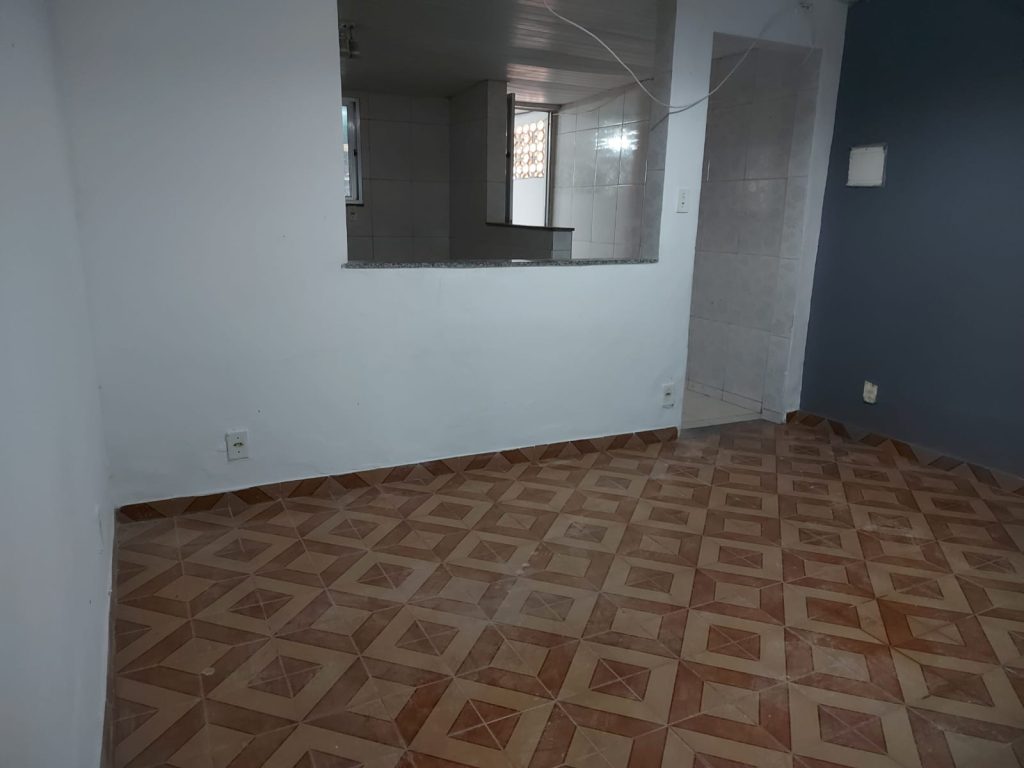 Casa Para Venda em Guadalupe 1 Quarto Rua do Colégio Pio XII