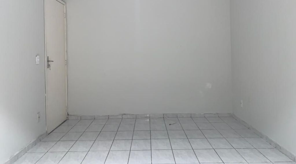 Casa Para Venda em Bento Ribeiro Tipo Apartamento Terreo 1 Quarto