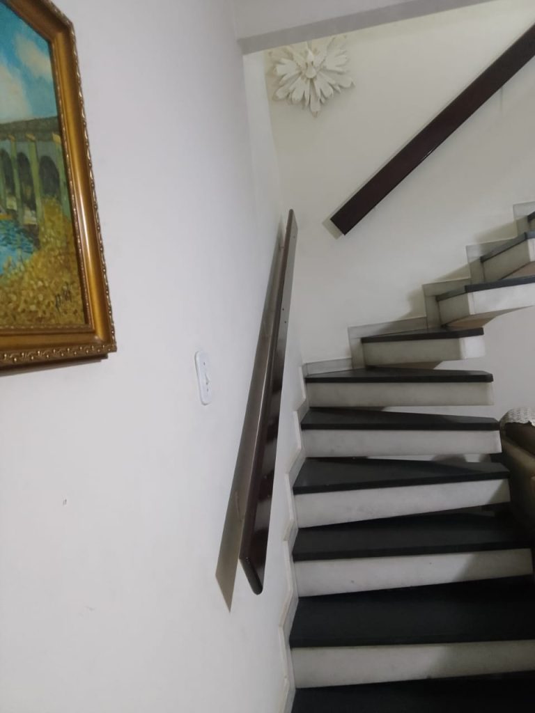 Casa Duplex Na Praça Seca 2 Quartos Reforma Rua Principal Juntinho BRT