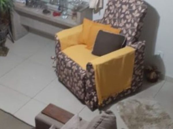 Casa Duplex Na Praça Seca 2 Quartos Reforma Rua Principal Juntinho BRT