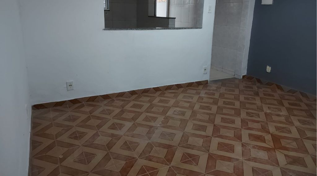 Casa Para Venda em Guadalupe 1 Quarto Rua do Colégio Pio XII