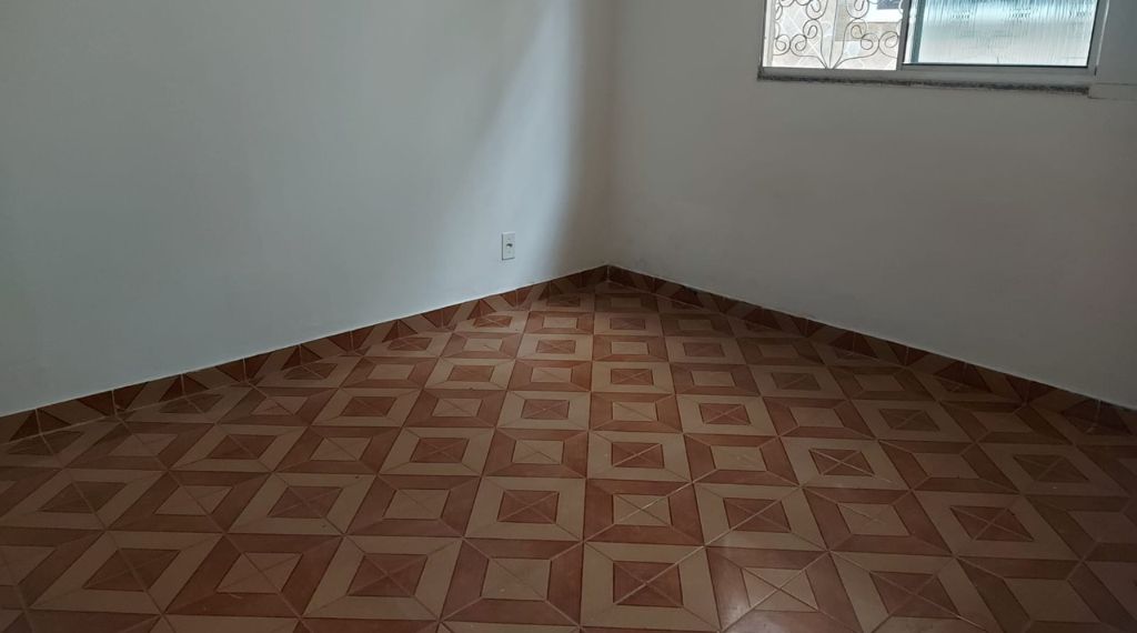 Casa Para Venda em Guadalupe 1 Quarto Rua do Colégio Pio XII