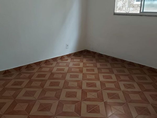 Casa Para Venda em Guadalupe 1 Quarto Rua do Colégio Pio XII