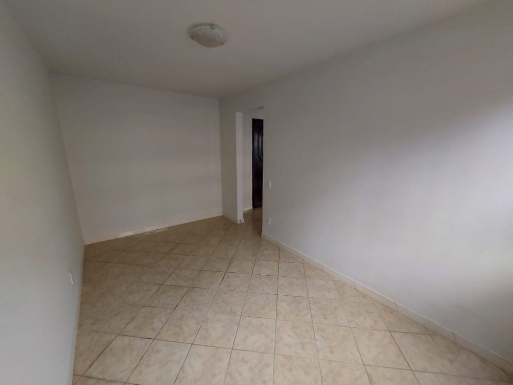 Apartamento Para Venda em Guadalupe 1 Quarto Com RGI